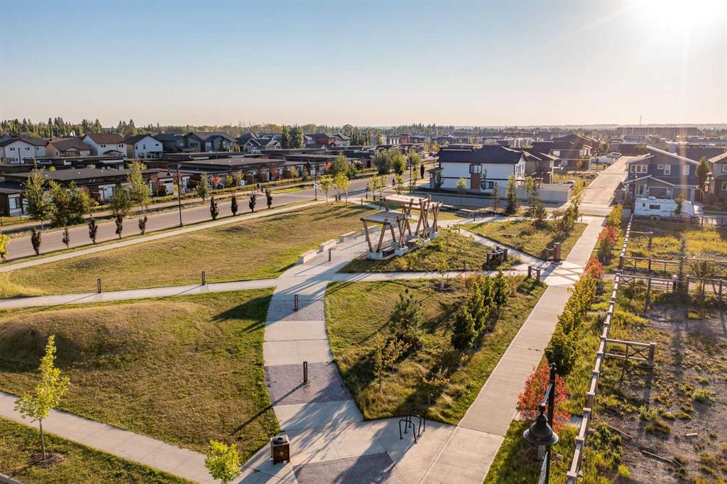 13 Tozer Lane, Red Deer, AB