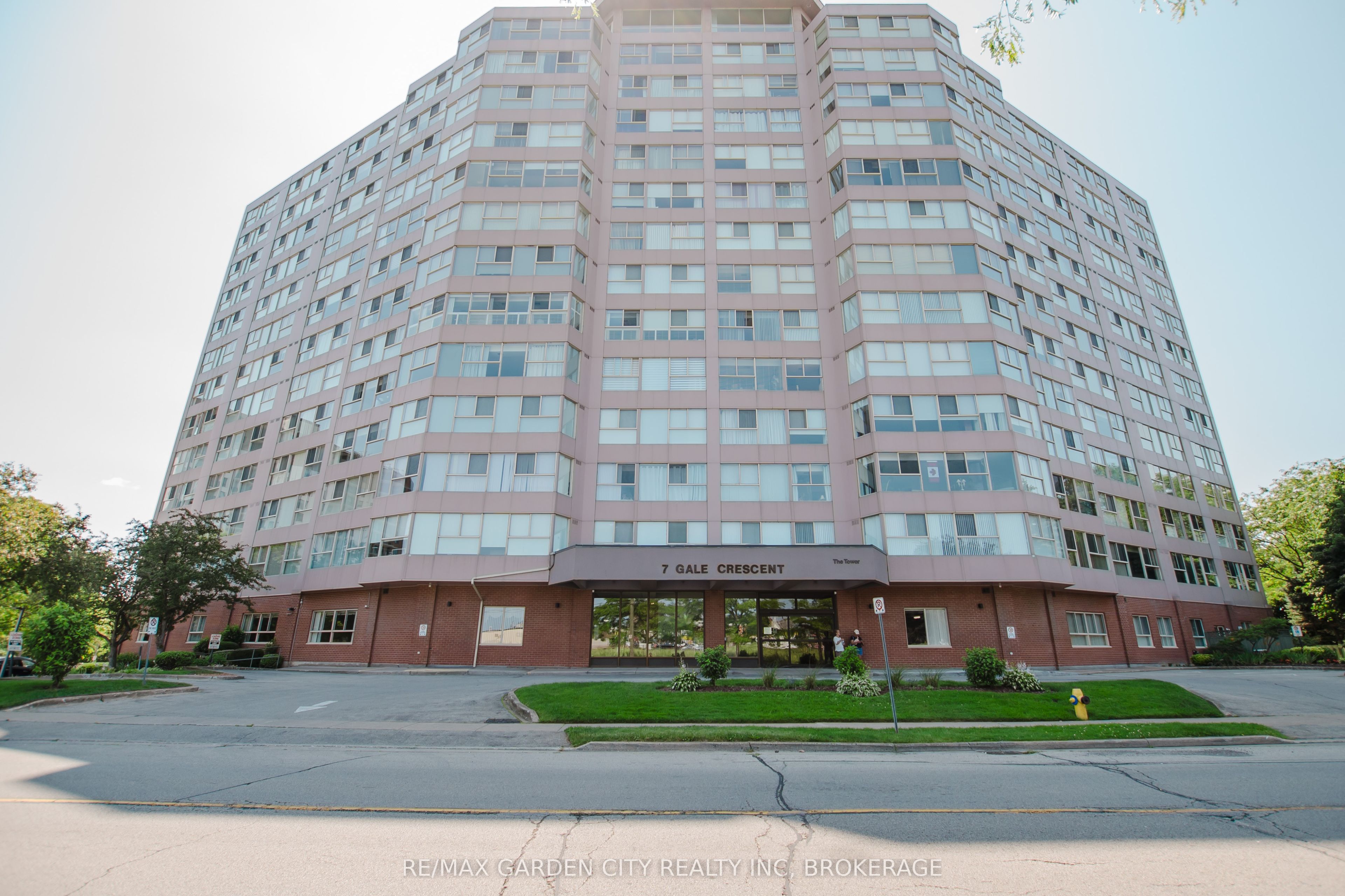 307-7 Gale Crescent, St. Catharines, ON