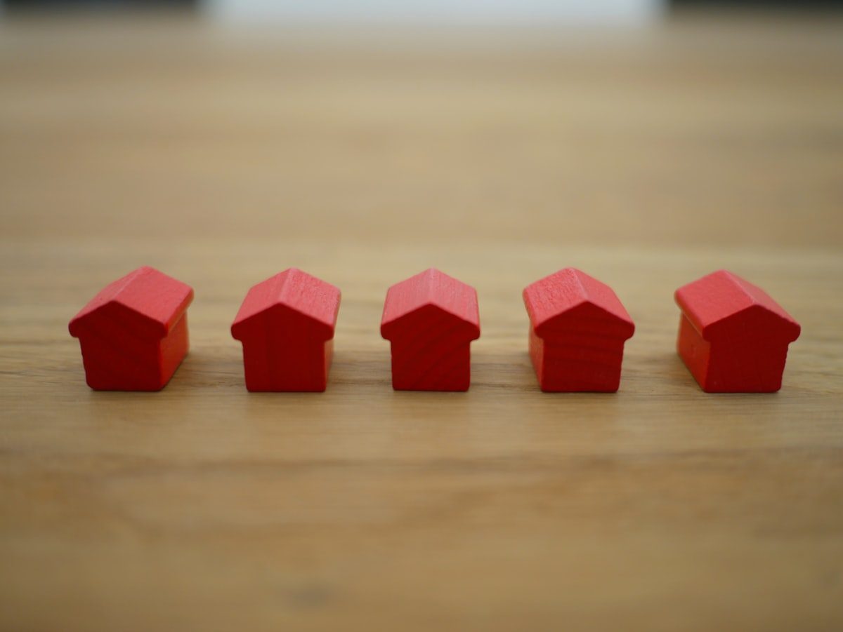 Median Home Prices in 21 Countries vs. the USA: The Real Numbers for 2025-2026