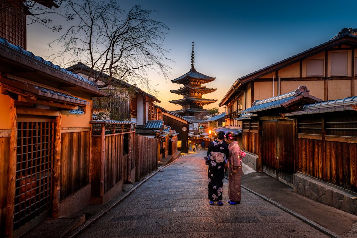 Cost of Living in Japan for Americans (2026) — Real Monthly Budgets