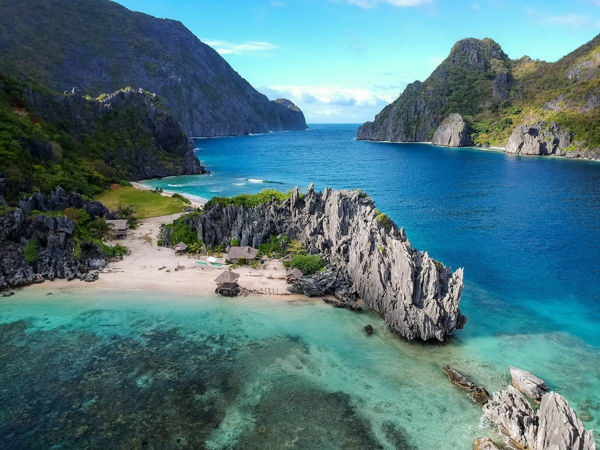 Things To Do in the Philippines: The Ultimate Island-Hopper's Guide for 2026